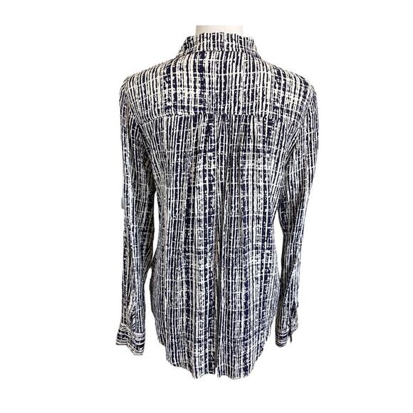 Holding Horses Cream Navy Blue Long Sleeve Button Up Blouse Size 8 - Picture 2 of 4